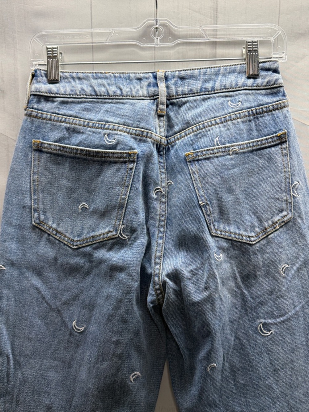 PacSun Light Blue Denim Embroidered Over The Moon High Waist Mom Jeans Size 25 - Picture 7 of 10